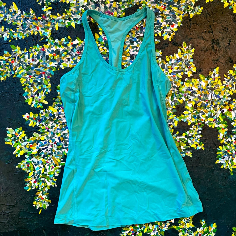 LULULEMON tank